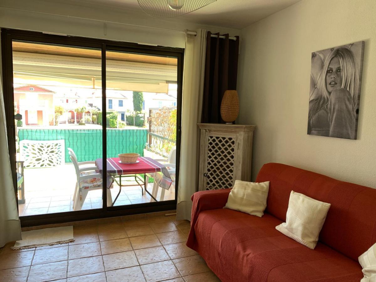 Appartement Rue De L'Amarrage A Port Grimaud Avec Terrasse Vue Canaux Et Garage Dış mekan fotoğraf