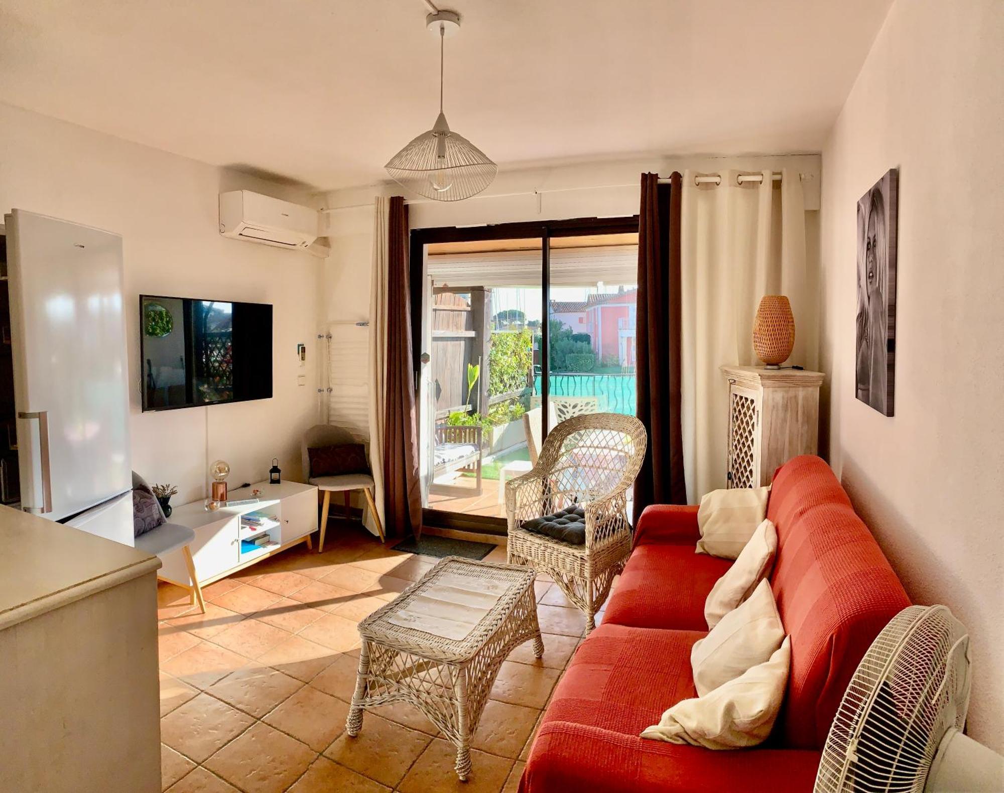 Appartement Rue De L'Amarrage A Port Grimaud Avec Terrasse Vue Canaux Et Garage Dış mekan fotoğraf